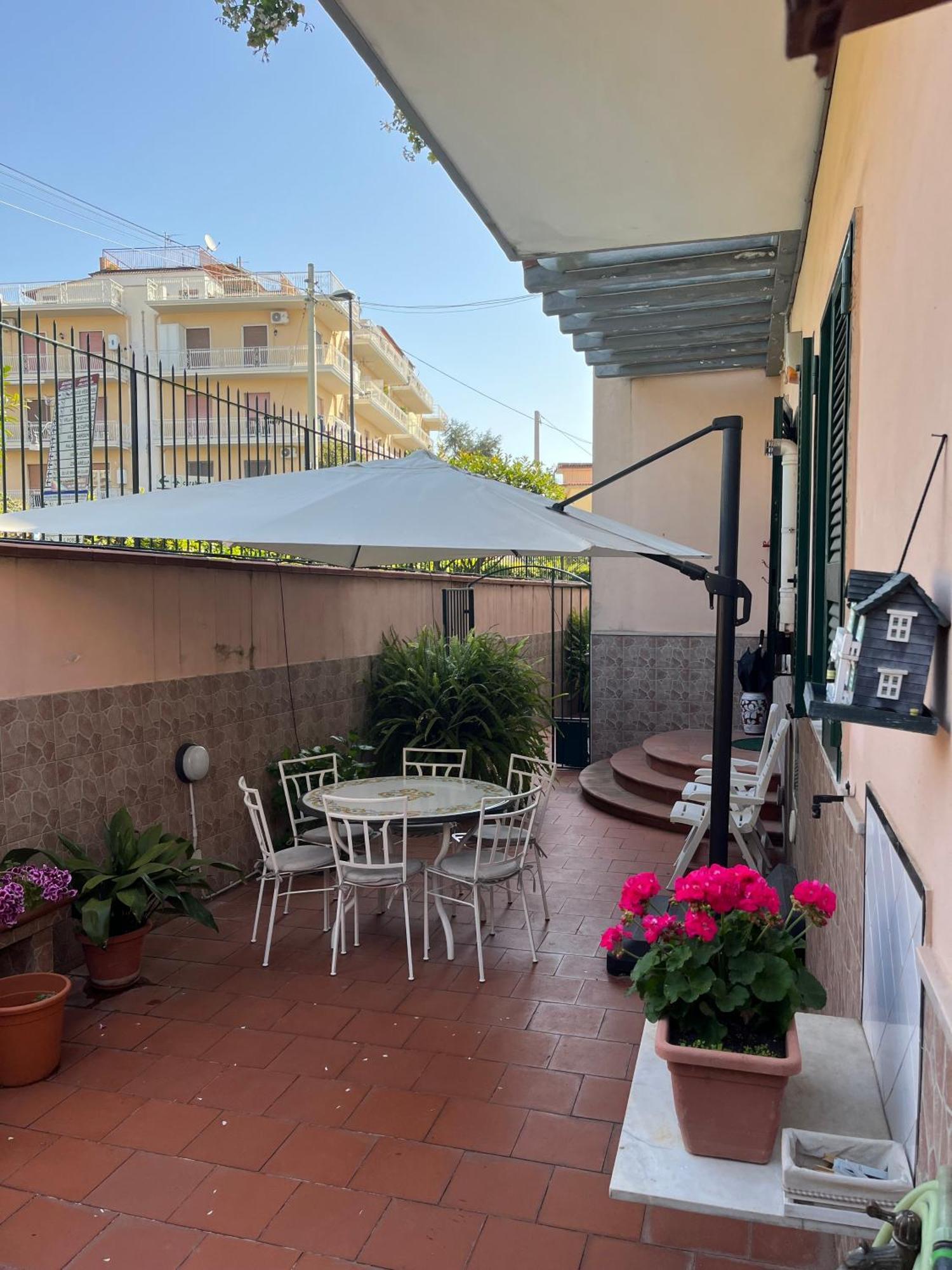 Casa Vacanze Il Gatto Rosso Trecase Eksteriør billede
